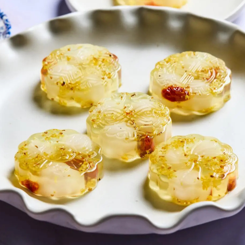 Longan and Osmanthus Jelly Mooncakes – Price Club Singapore